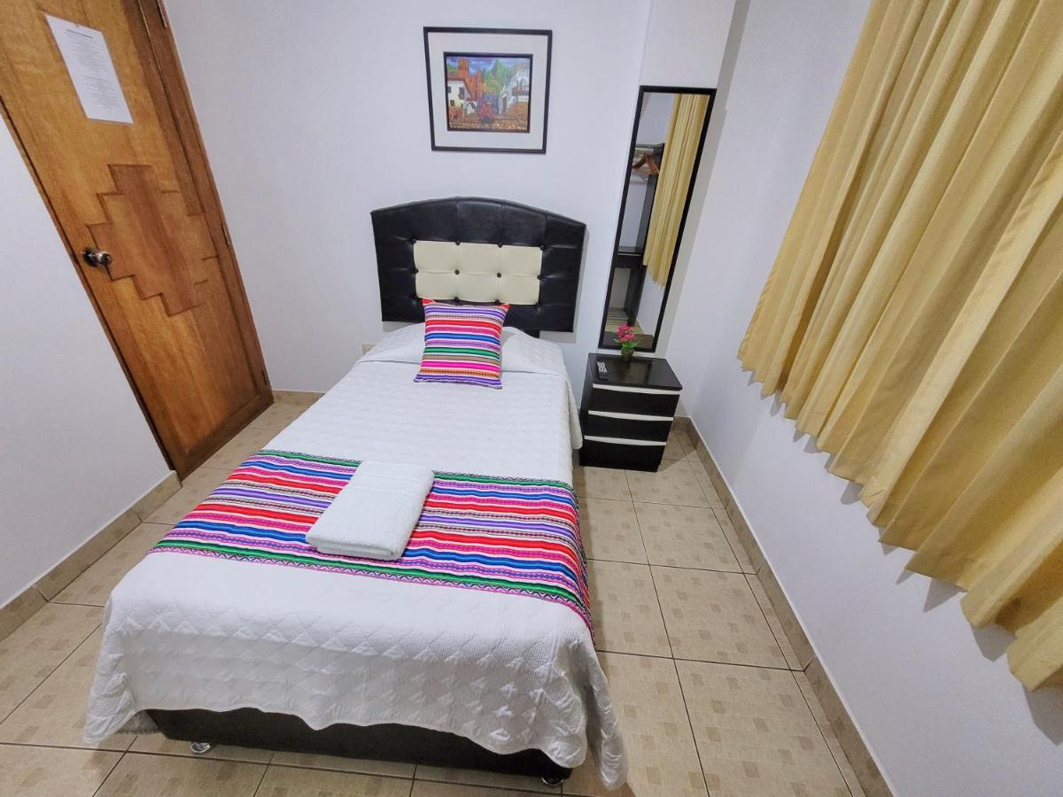 Hostal El Viajero En Ollantaytambo Esterno foto