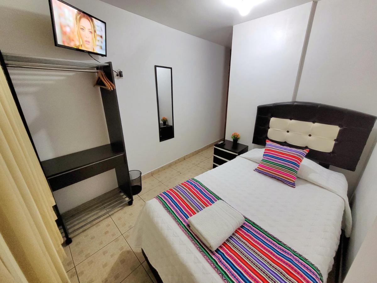 Hostal El Viajero En Ollantaytambo Esterno foto
