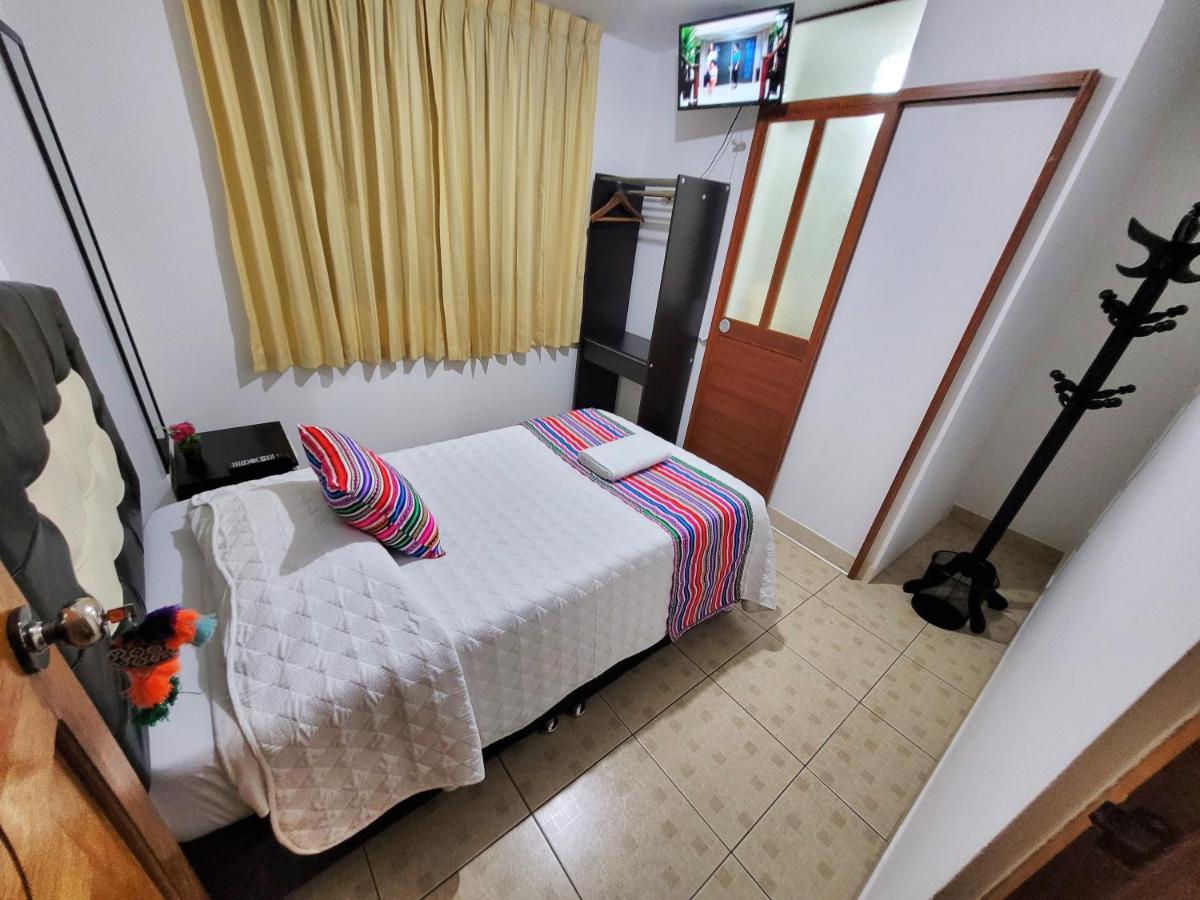 Hostal El Viajero En Ollantaytambo Esterno foto
