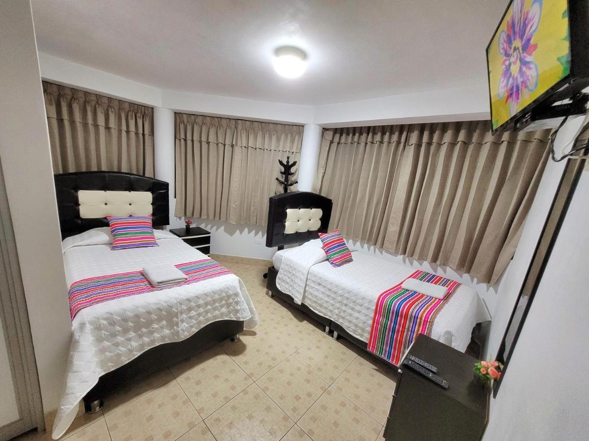 Hostal El Viajero En Ollantaytambo Esterno foto