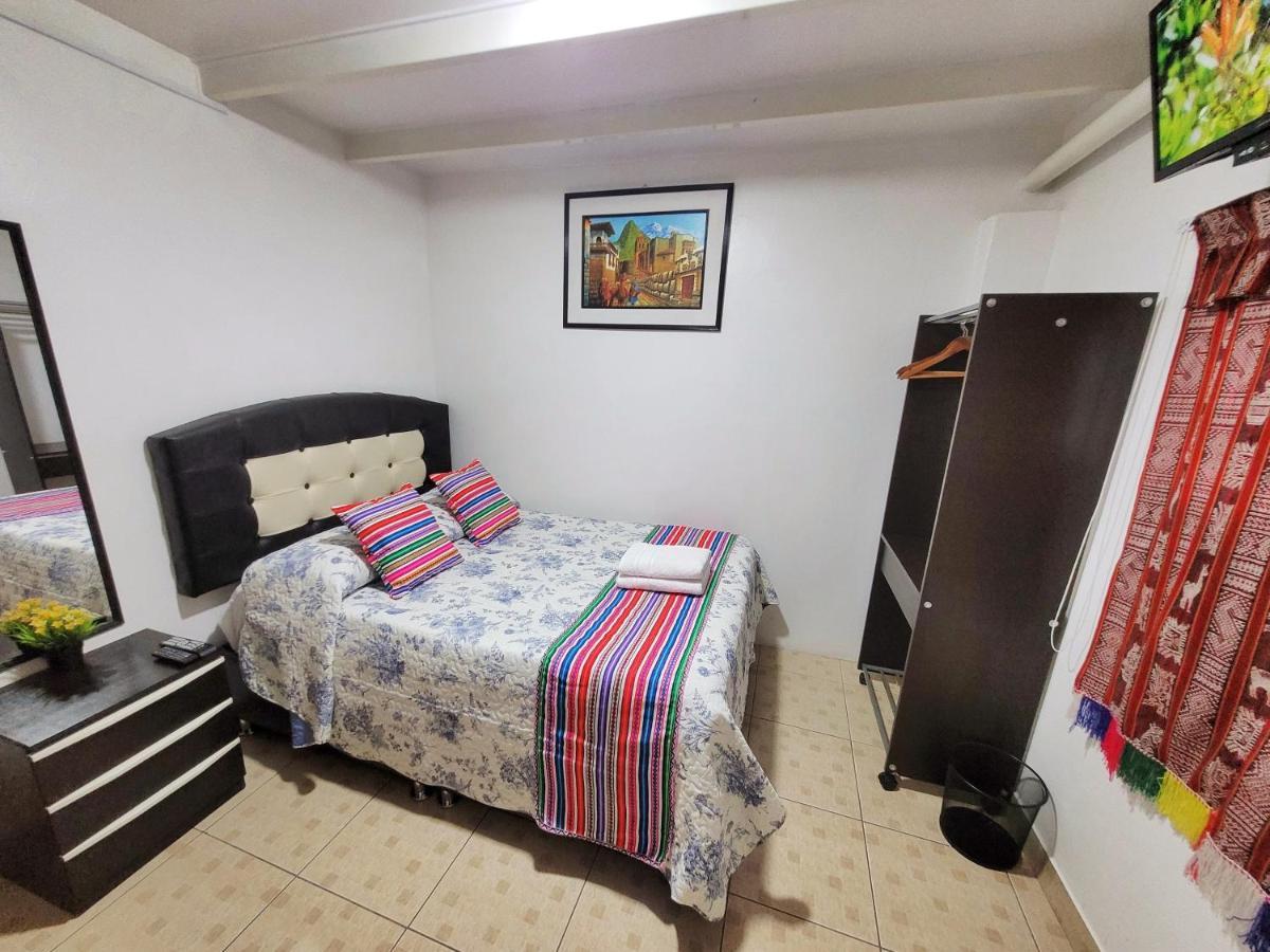 Hostal El Viajero En Ollantaytambo Esterno foto