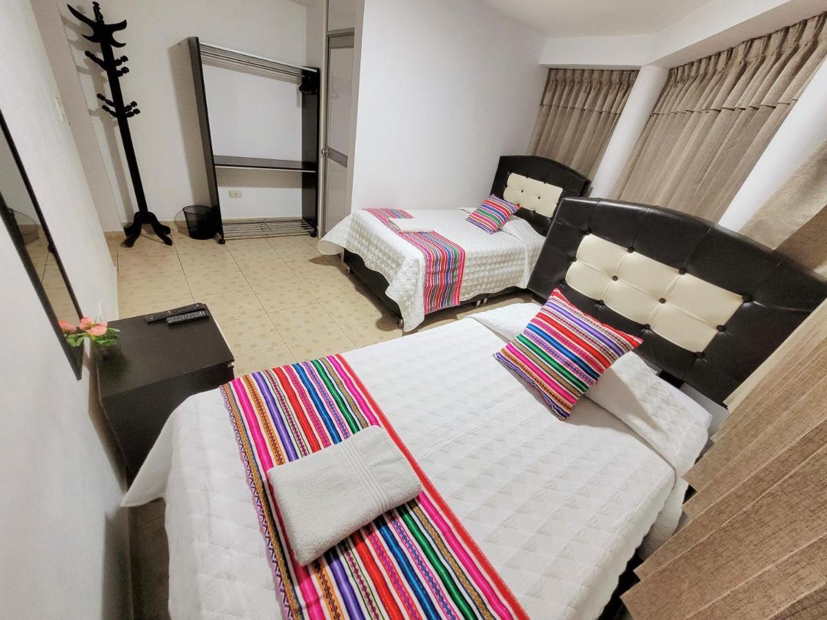 Hostal El Viajero En Ollantaytambo Esterno foto