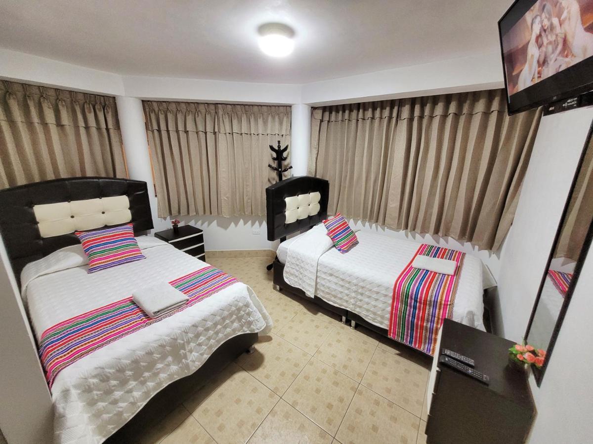Hostal El Viajero En Ollantaytambo Esterno foto