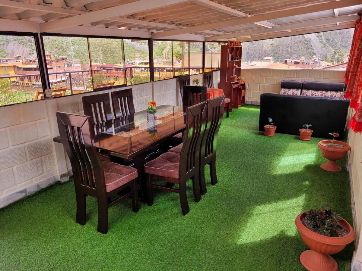 Hostal El Viajero En Ollantaytambo Esterno foto